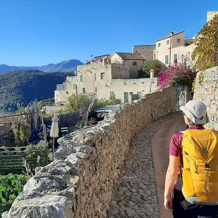 Garage E Posto Auto - Relax A 150 Mt Dal Mare Borgio Verezzi