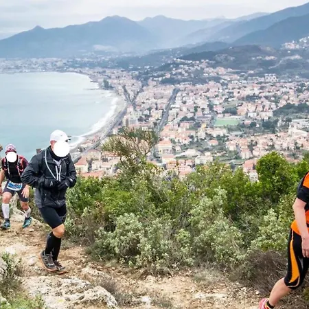 Garage E Posto Auto - Relax A 150 Mt Dal Mare Appartamento