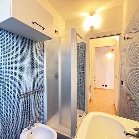 Garage E Posto Auto - Relax A 150 Mt Dal Mare Appartement *