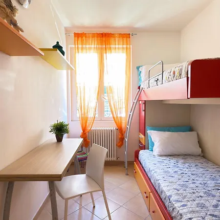Garage E Posto Auto - Relax A 150 Mt Dal Mare Appartement Borgio Verezzi