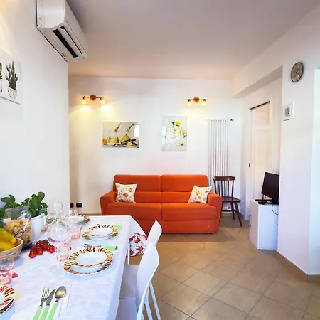 Garage E Posto Auto - Relax A 150 Mt Dal Mare * Borgio Verezzi